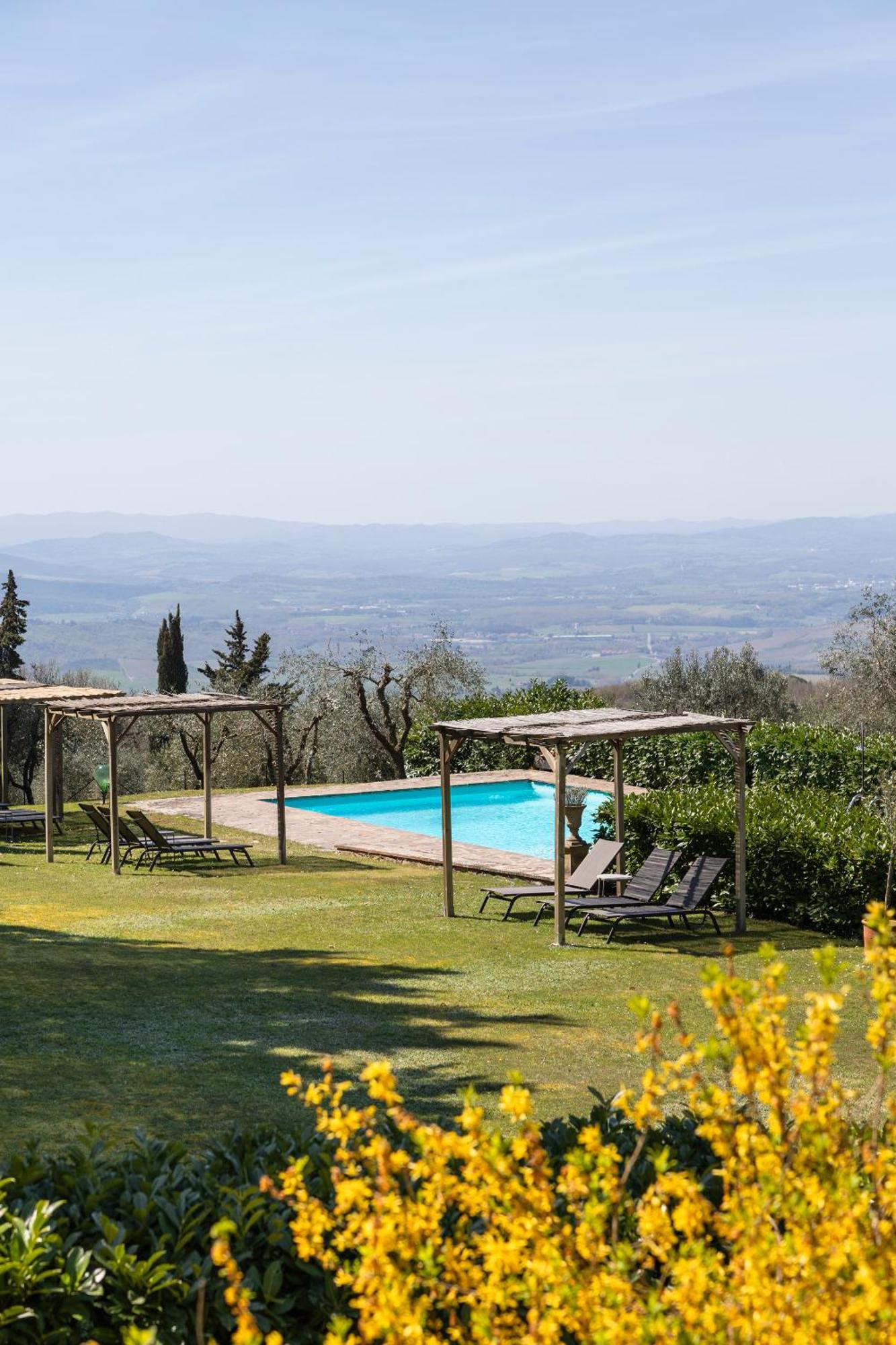 Il Villino Farmhouse كاستيلّينا إنْ كْيانت المظهر الخارجي الصورة